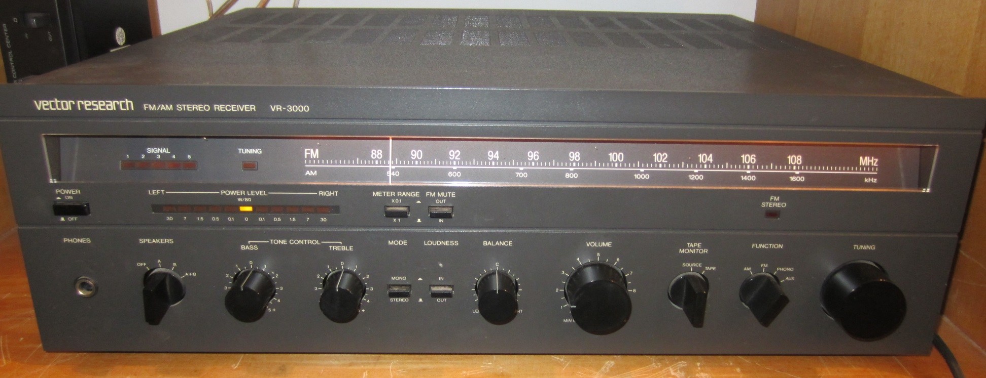 1944x747 Sold Vector Research Vr Receiver Backbeat Books And Music