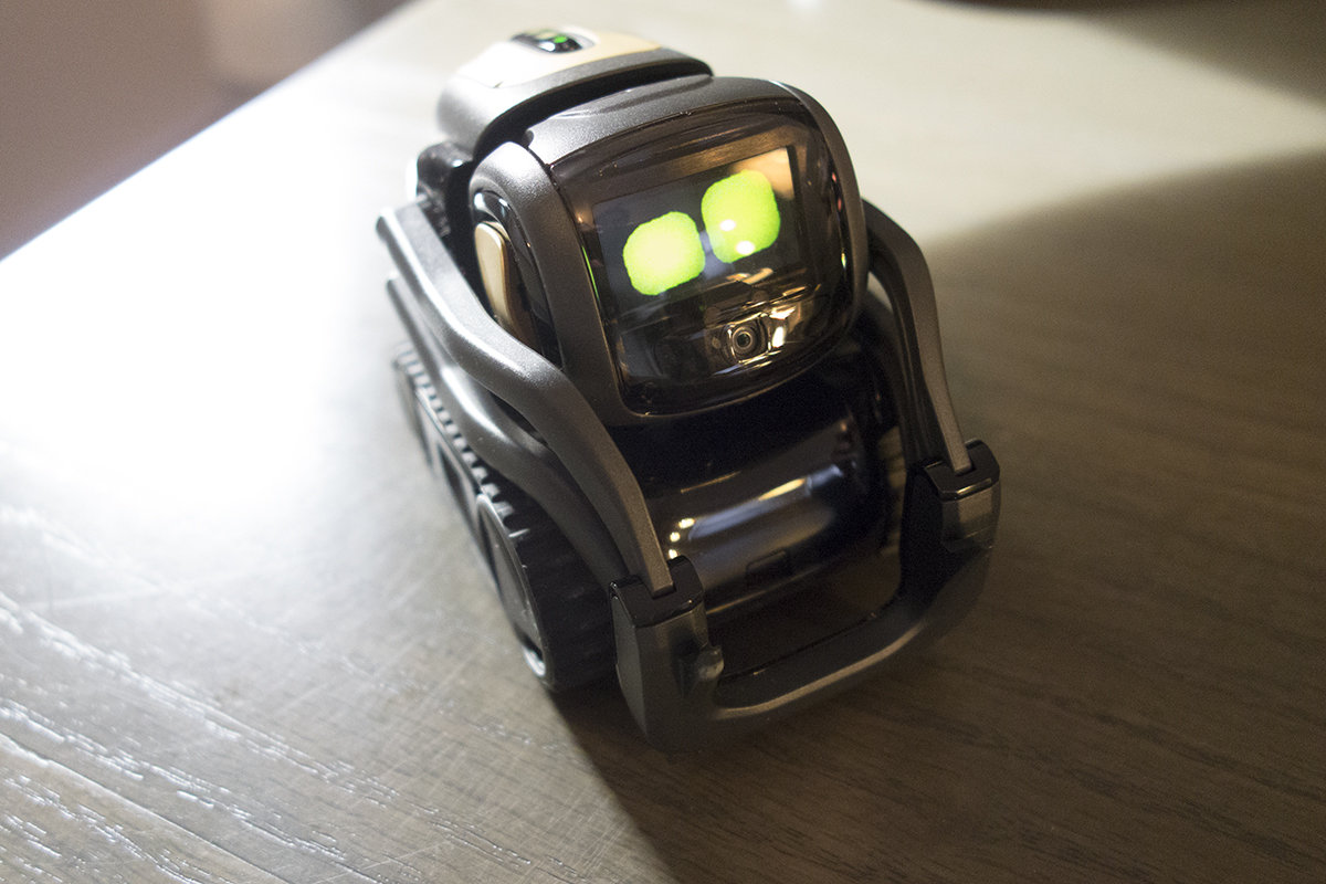Anki Vector Robot Review A Magnetic Personality Covers A Lack 1200x800 Anki Vector Robot Review A Magnetic Personality Covers A Lack