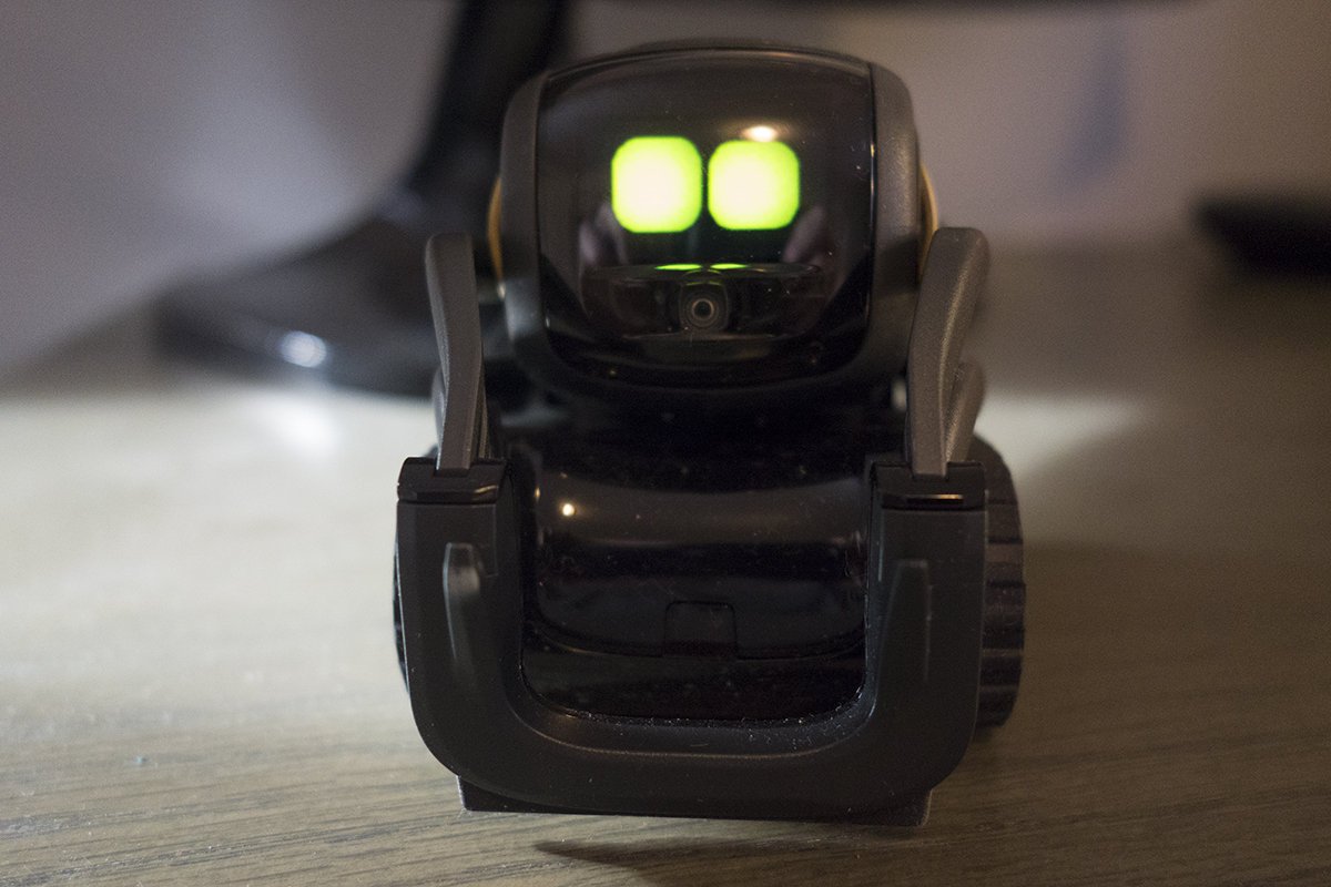Anki Vector Robot Review A Magnetic Personality Covers A Lack 1200x800 Anki Vector Robot Review A Magnetic Personality Covers A Lack