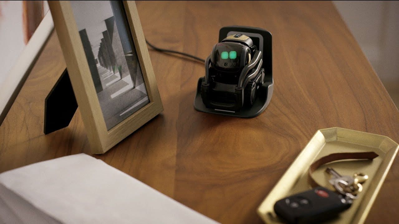 1280x720 Welcome Home Anki Vector Bot In Smart Home, Smart Robot