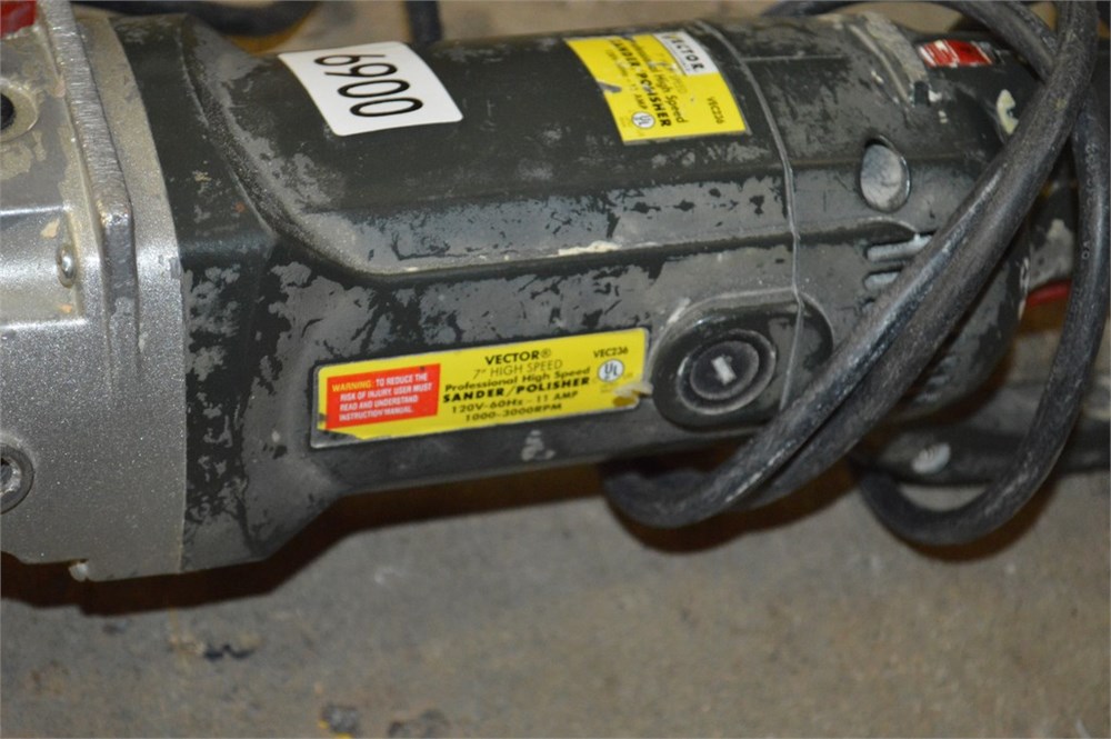 1000x665 Austins Auctions