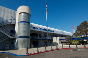 300x200 Santa Monica Airport Outsources Landing Fee Management To Vector
