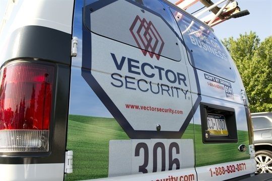 540x360 Vector Security Technicians