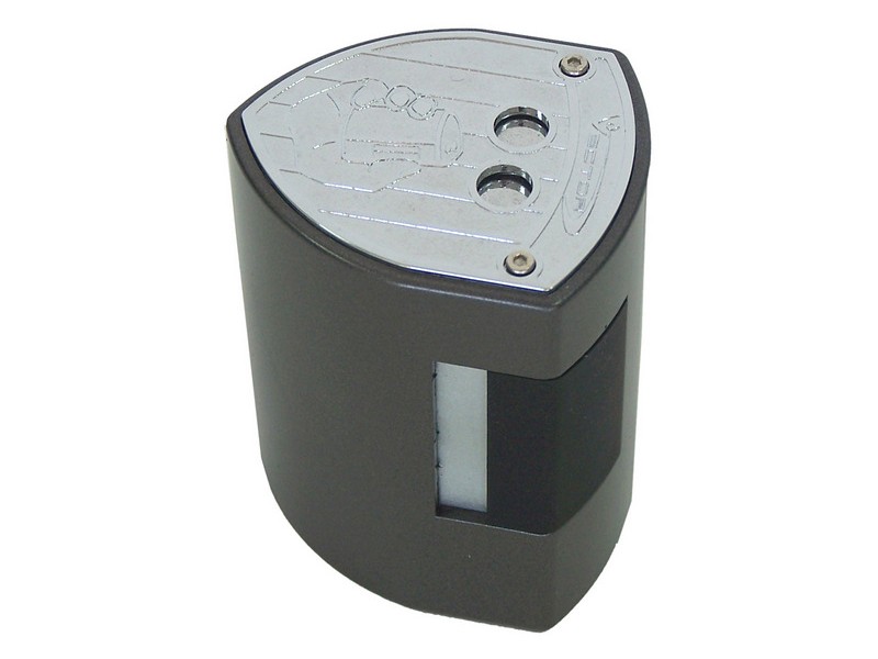 Deux L Table Lighters 800x600 Deux L Table Lighters
