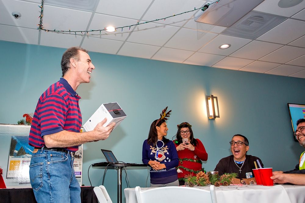 1000x666 Vectorusa's Holiday Party