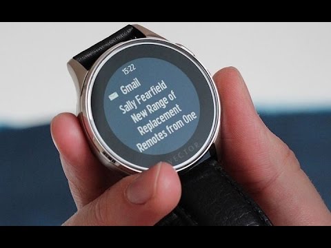 Vector Luna Smartwatch Hands 480x360 Vector Luna Smartwatch Hands