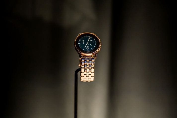 714x476 Vector Watch Release Date, Price And Specs Luna And Meridian