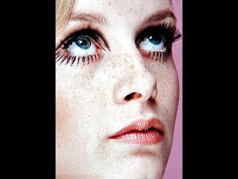 480x360 Twiggy