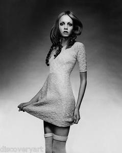 239x300 Twiggy Multi Size Canvas Art Movie Poster Print Super Model Icon