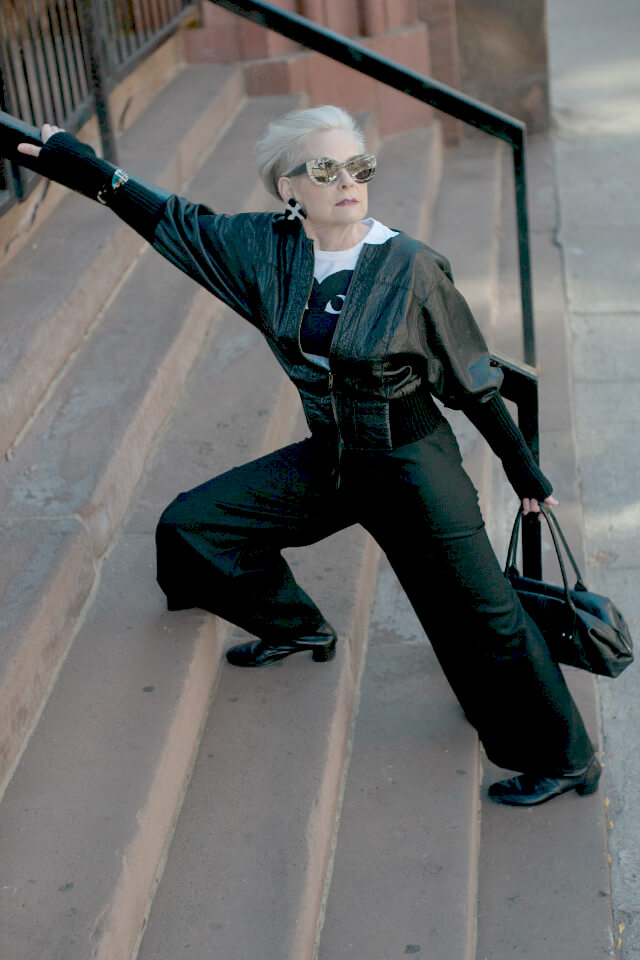 640x960 Meet The Accidental Icon