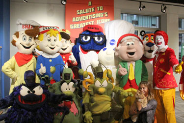 375x250 Ad Icons Gather In River North To Open Museum Exhibit