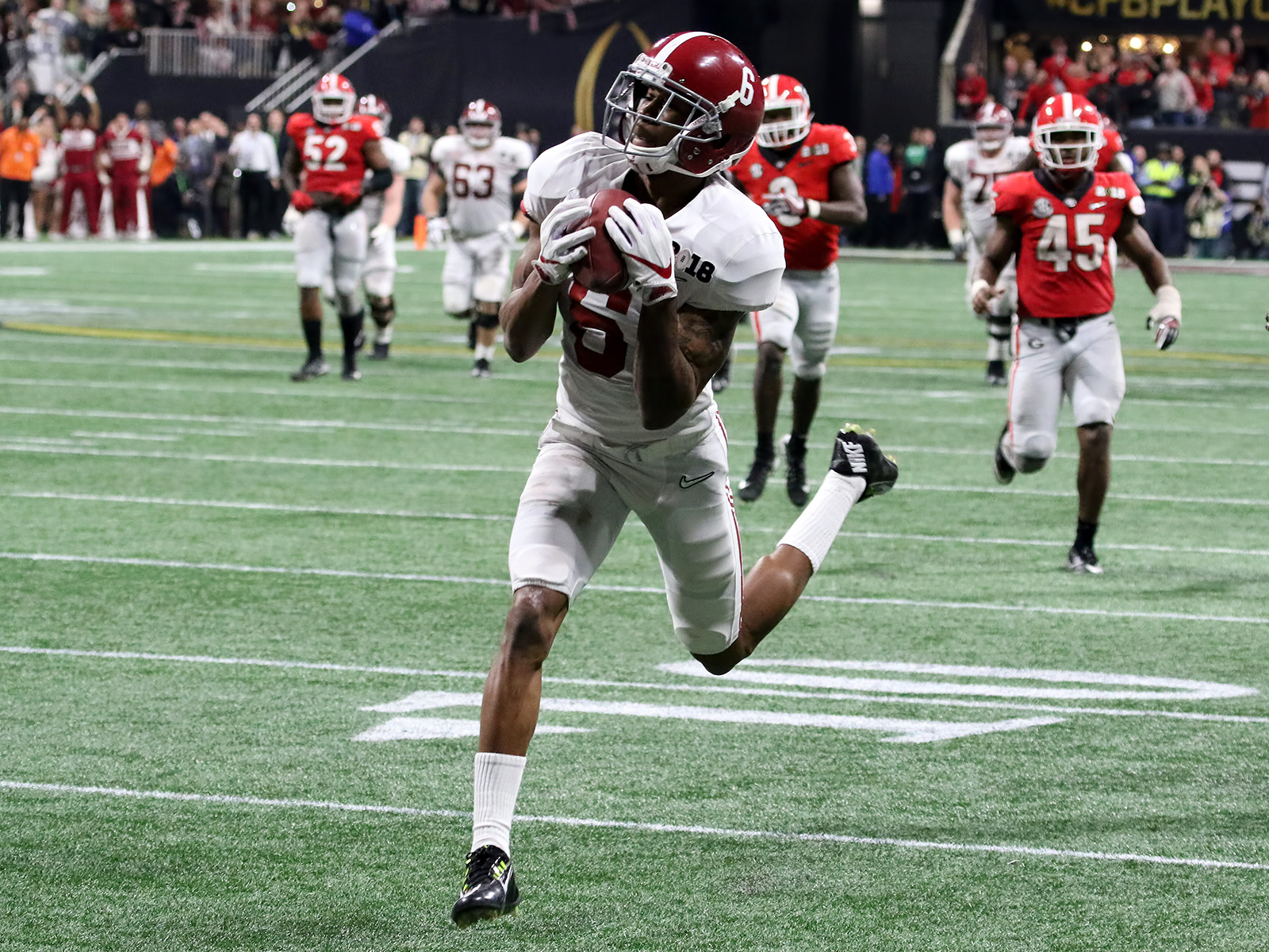 1600x1200 Devonta Smith Alabama's Title Game Hero Overshadowed