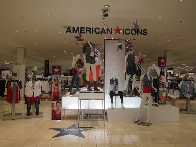 640x480 Quiksilver Rms Macy's Celebrates American Icons