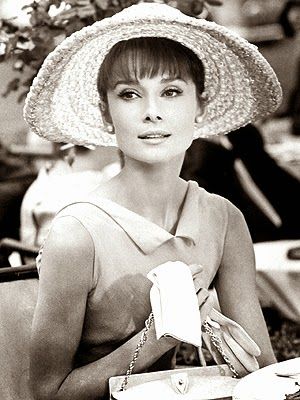 300x400 Audrey Hepburn As A Fashion Icon Audrey Hepburn A Fashion Icon