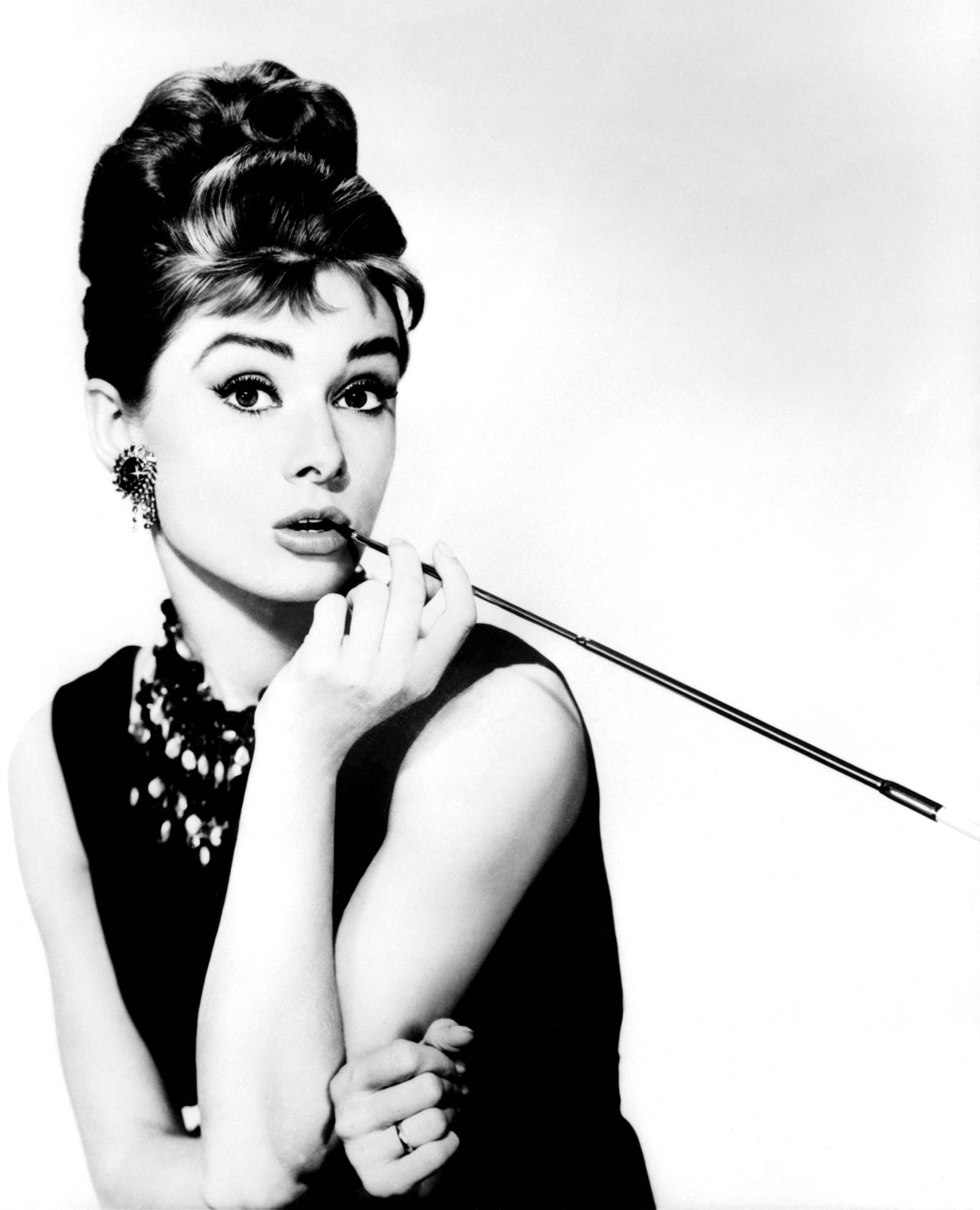 1711x2112 Audrey Hepburn The Style Icon Basic To Bold