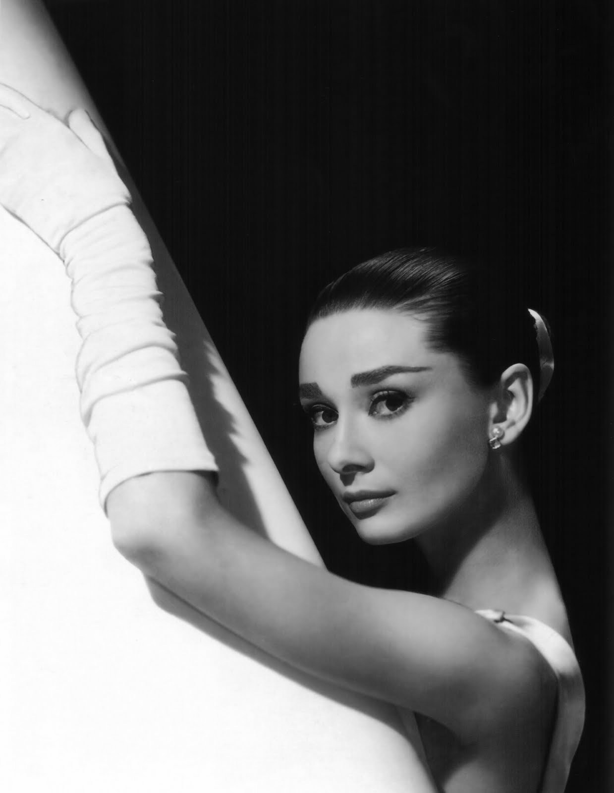 Audrey Hepburn Icon at Vectorified.com | Collection of Audrey Hepburn ...