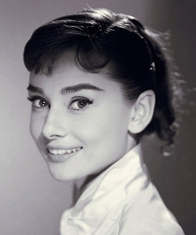 400x478 Portraits Of An Icon The Everlasting Style Of Audrey Hepburn