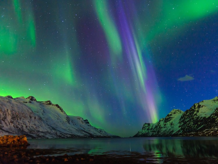 750x563 Unexpected Places You Can See The Northern Lights This February