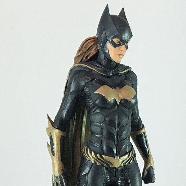 600x600 Icon Heroes Batgirl Paperweight Statue Side Close View