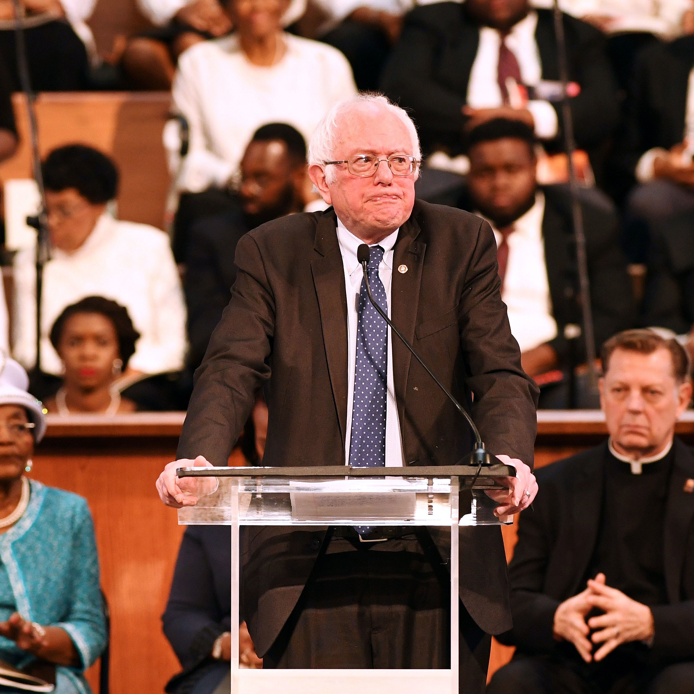 2432x2432 Bernie Sanders Knows He's Menswear's New Fashion Icon Gq