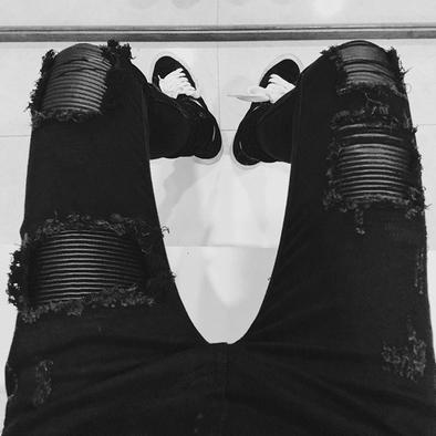 394x394 Black Icon Designer Men Ripped Jeans Snowhitefox