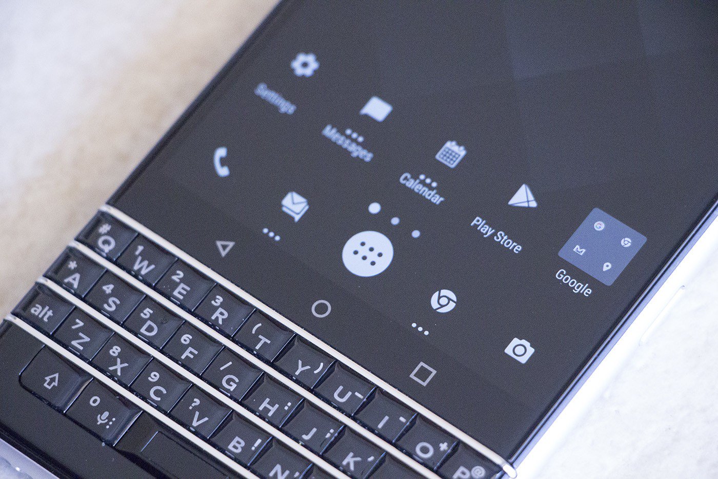 How To Use Icon Packs On The Blackberry Keyone 1400x933 How To Use Icon Packs On The Blackberry Keyone