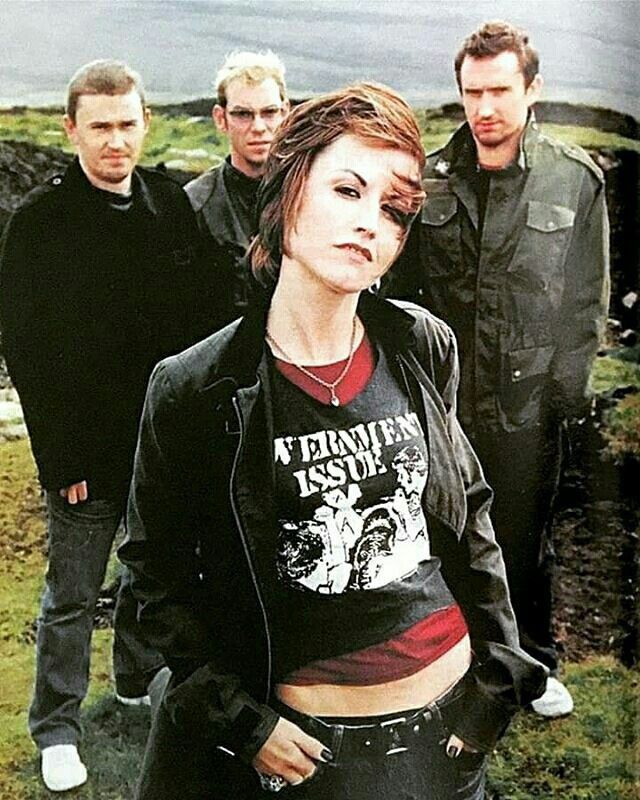 640x800 Rock Stars Dolores O'riordan, Music
