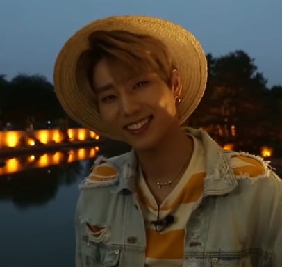 406x384 Image About Icon