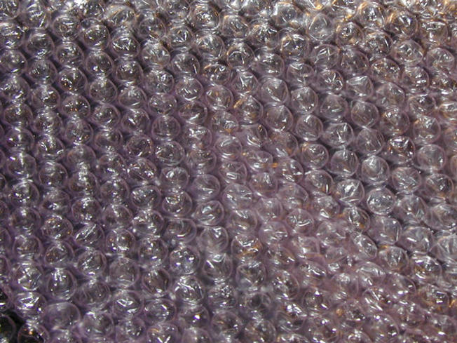 Pop' Icon Bubble Wrap Celebrates Birthday 652x489 Pop' Icon Bubble Wrap Celebrates Birthday