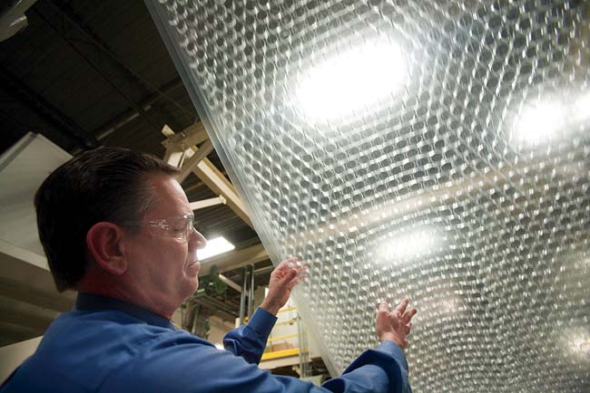 Pop' Icon Bubble Wrap Celebrates Birthday Twin Cities 650x434 Pop' Icon Bubble Wrap Celebrates Birthday Twin Cities