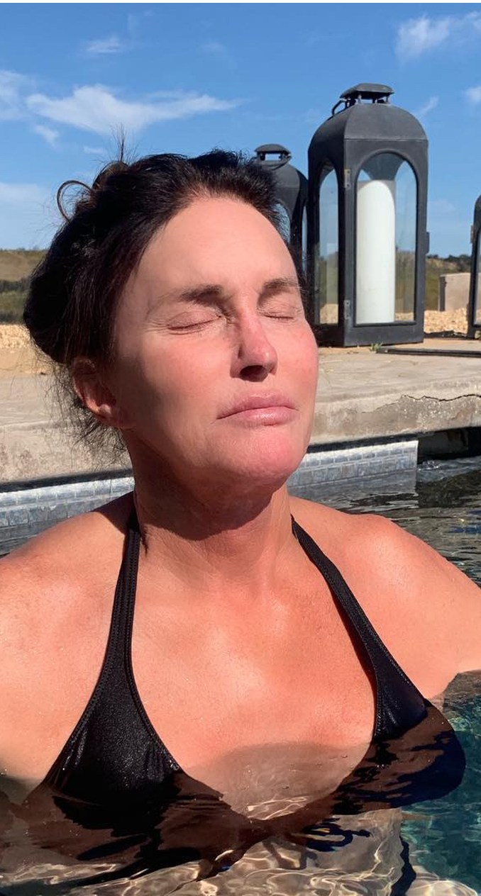 678x1264 Caitlyn Jenner Shows Off Year Old Bikini Body In Shocking Photo