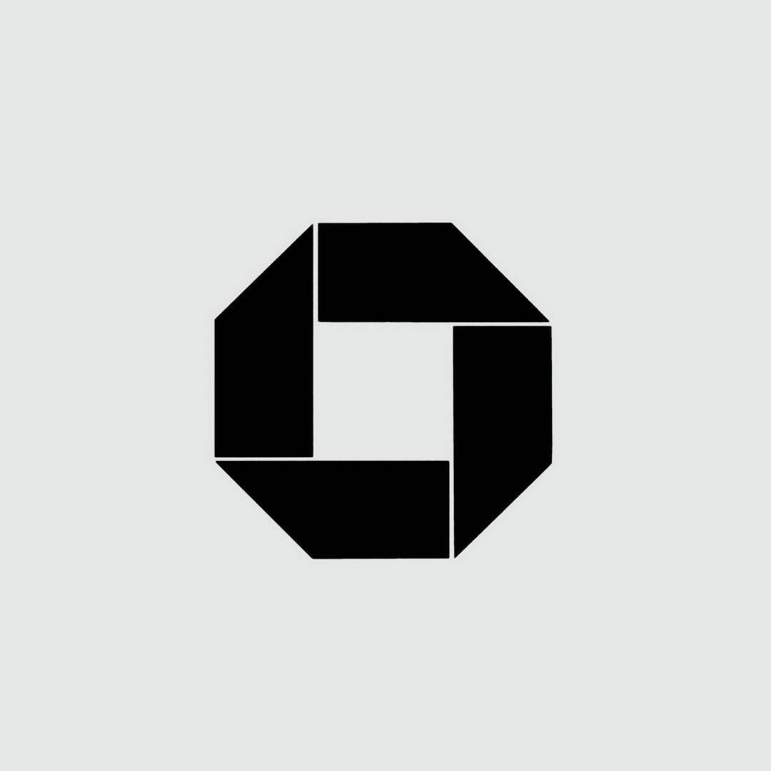 I am a shape. Chermayeff & Geismar & Haviv. Mobil logo by Ivan Chermayeff..