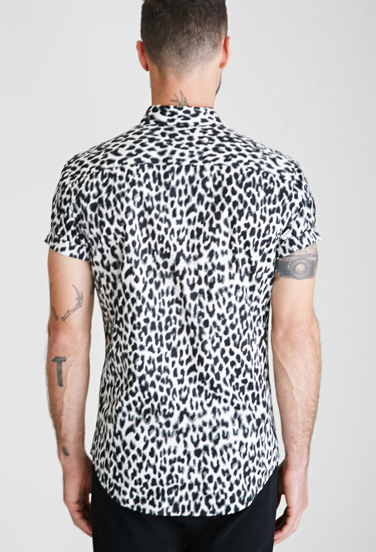750x1101 Forever Cotton Leopard Print Button Down Shirt For Men