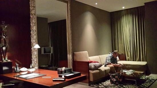 550x309 Inner Courtyard Suite Floor