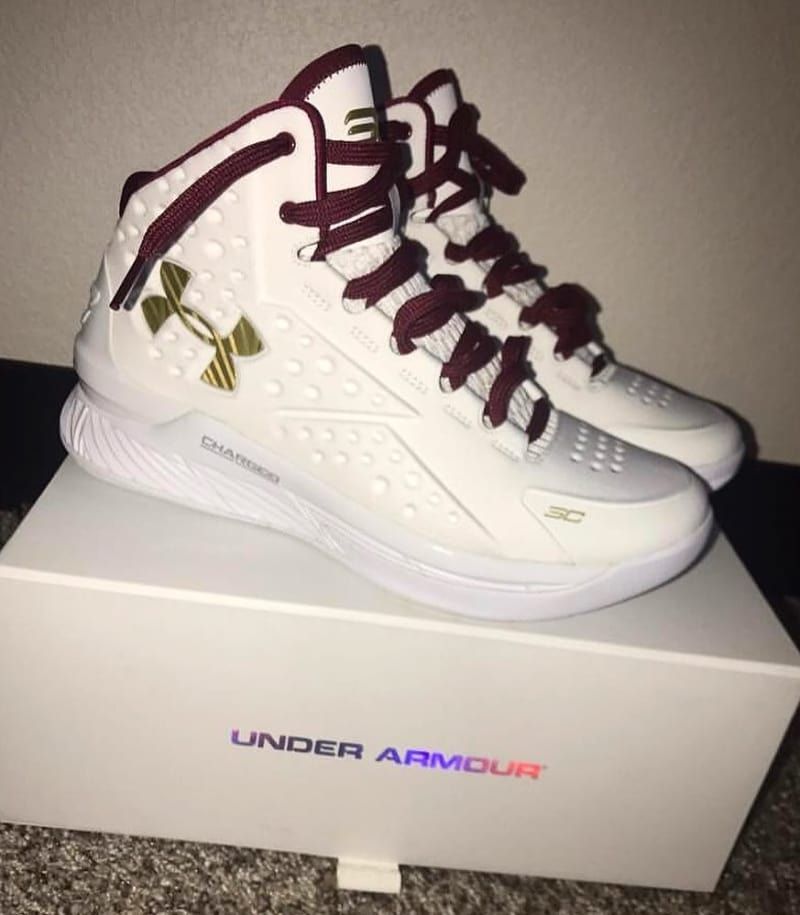 800x915 Under Armour Icon Curry Designs Whitecardinal Metallic Gold