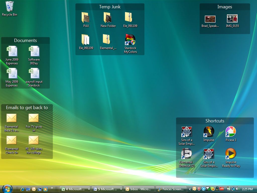 1024x768 How To Design And Create A Clean, Organized Desktop Tech