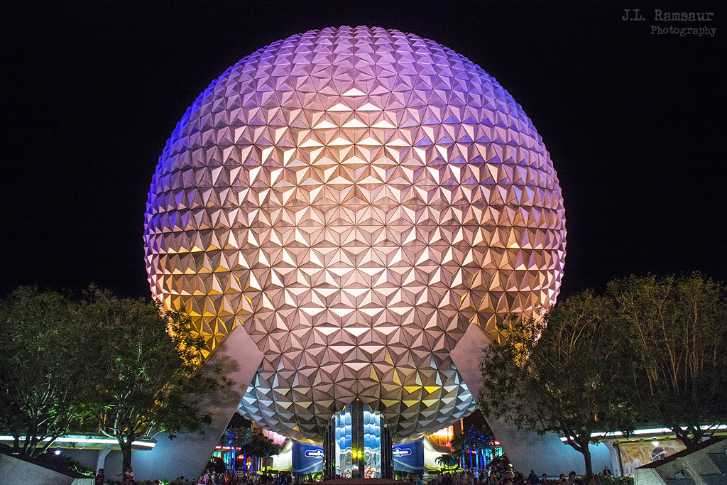 1024x683 Spaceship Earth