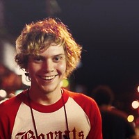 200x200 Evan Peters Icon