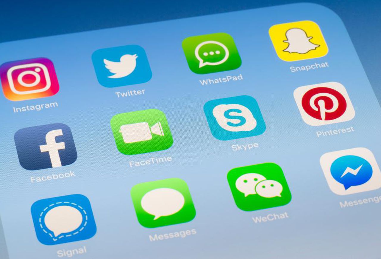 1280x868 Whatsapp Is Merging With Facebook Messenger