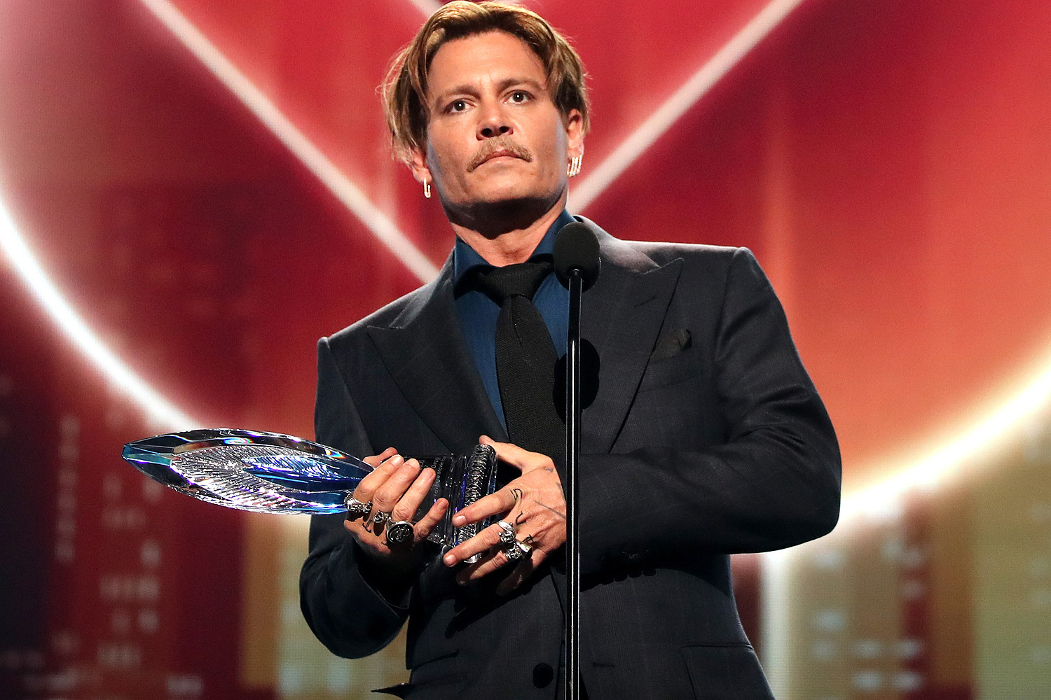 1500x1000 Johnny Depp Thanks Fans Who 'trusted' Him