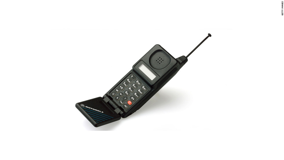 old motorola flip phone