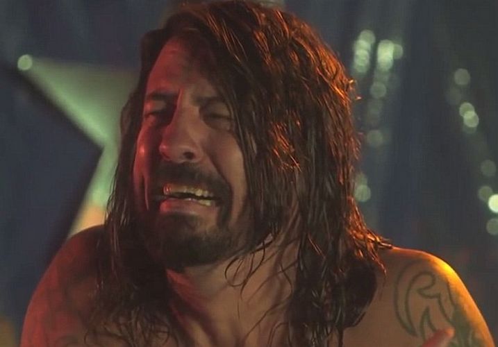 717x500 Nirvana Icon Dave Grohl's Heartwrenching 'crying Moments' Leaked