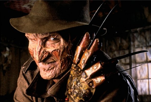 591x400 Freddy Krueger's Laguna Beach When Horror Icon Robert Englund