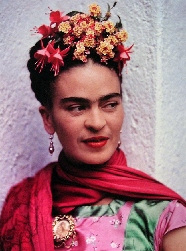 650x876 Style Icons Frida Kahlo