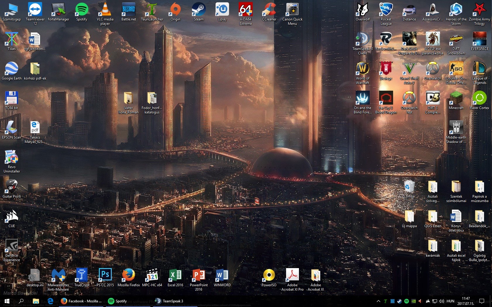 1682x1050 Desktop Icons Keeping Blank Spaces Tom's Hardware Forum
