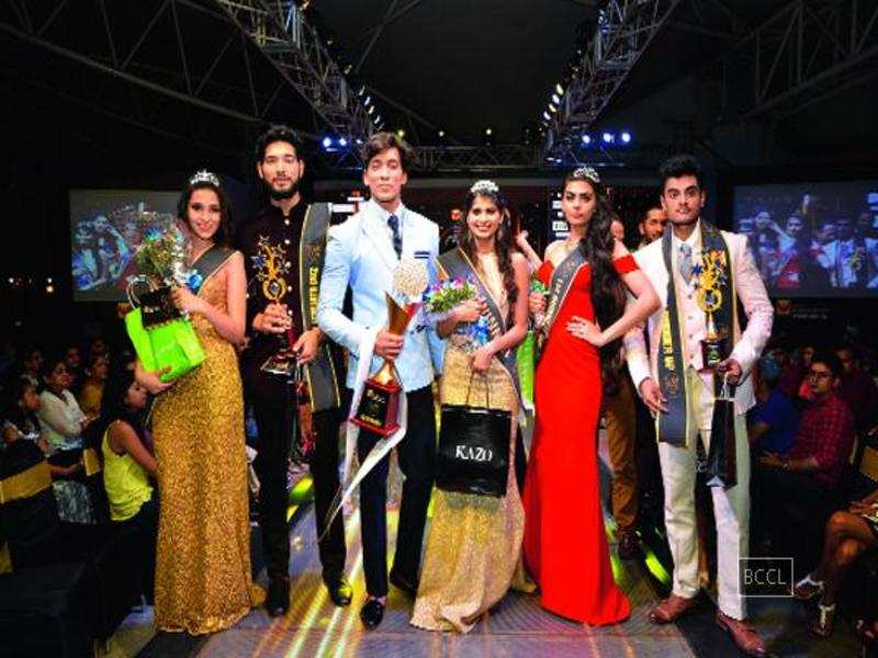 800x600 Ujjwala Raut Ujjwala Raut, Sonnalli Seygall, Terence Lewis Attend