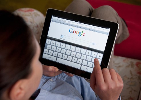 492x351 Why Is My Gmail Icon Blue Instead Of Red Metro News