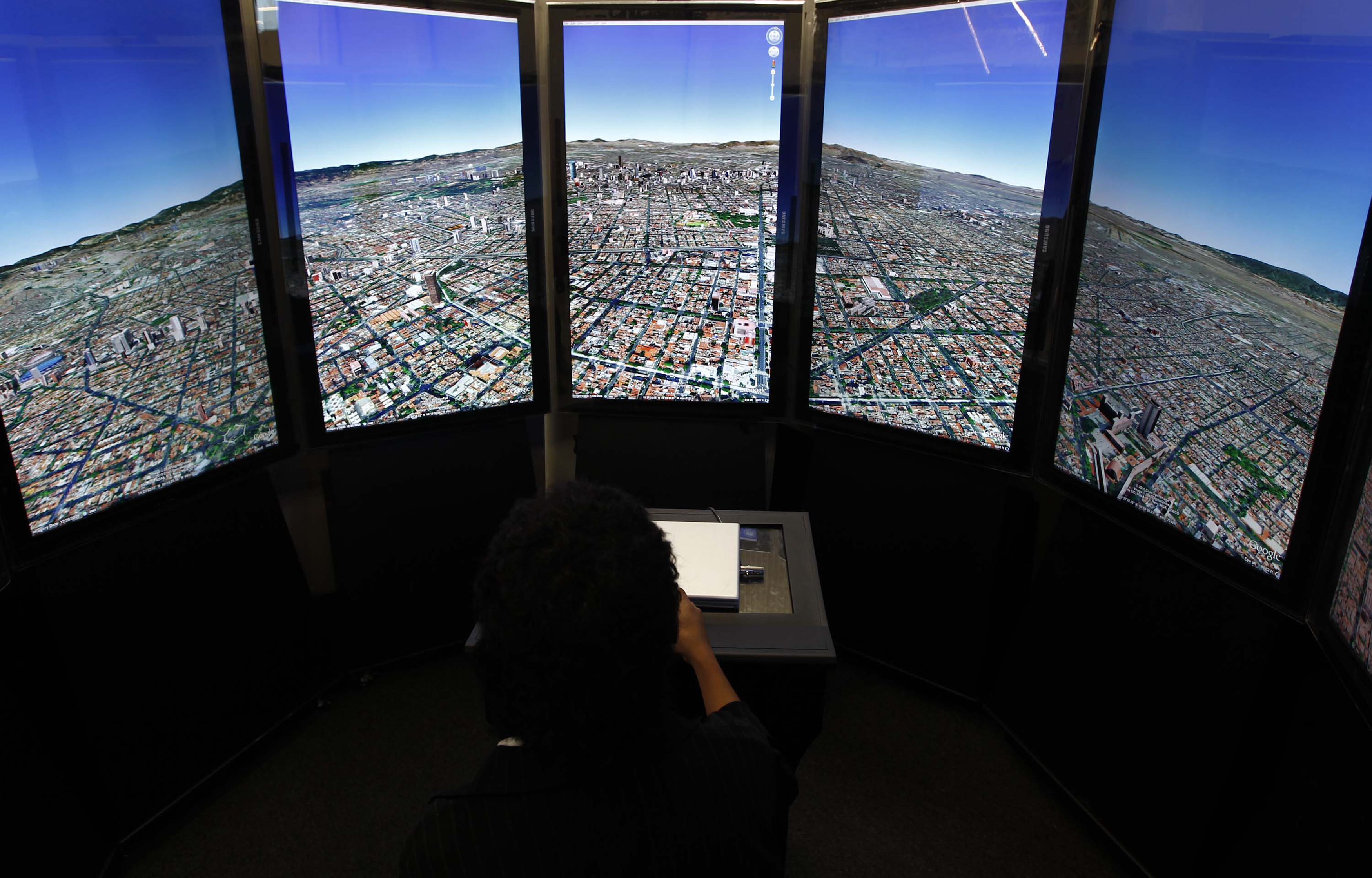 3500x2240 Google Earth Uncovers Submerged Car, Skeleton Of Person Missing