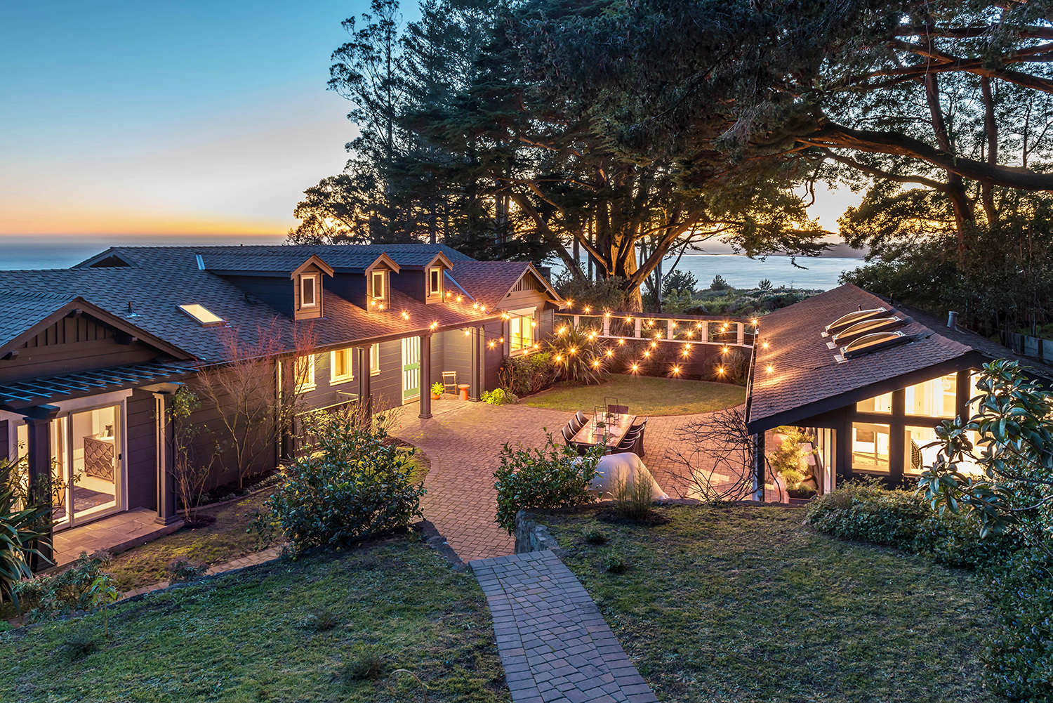 1500x1001 Grateful Dead Icon Jerry Garcia's Former Stinson Beach Home Up