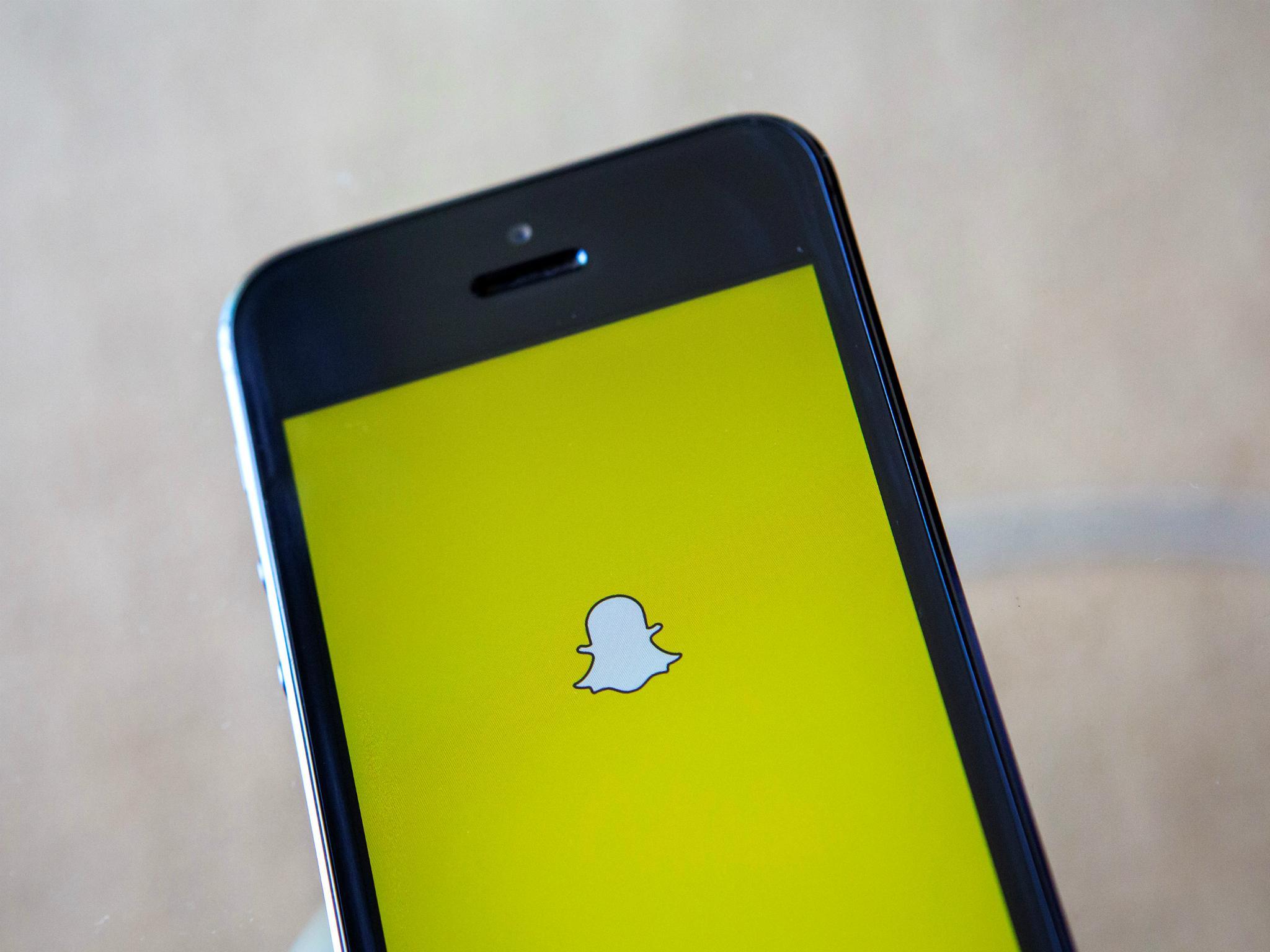 2048x1536 Snapchat Update How To Use The New, Redesigned Version Of The App